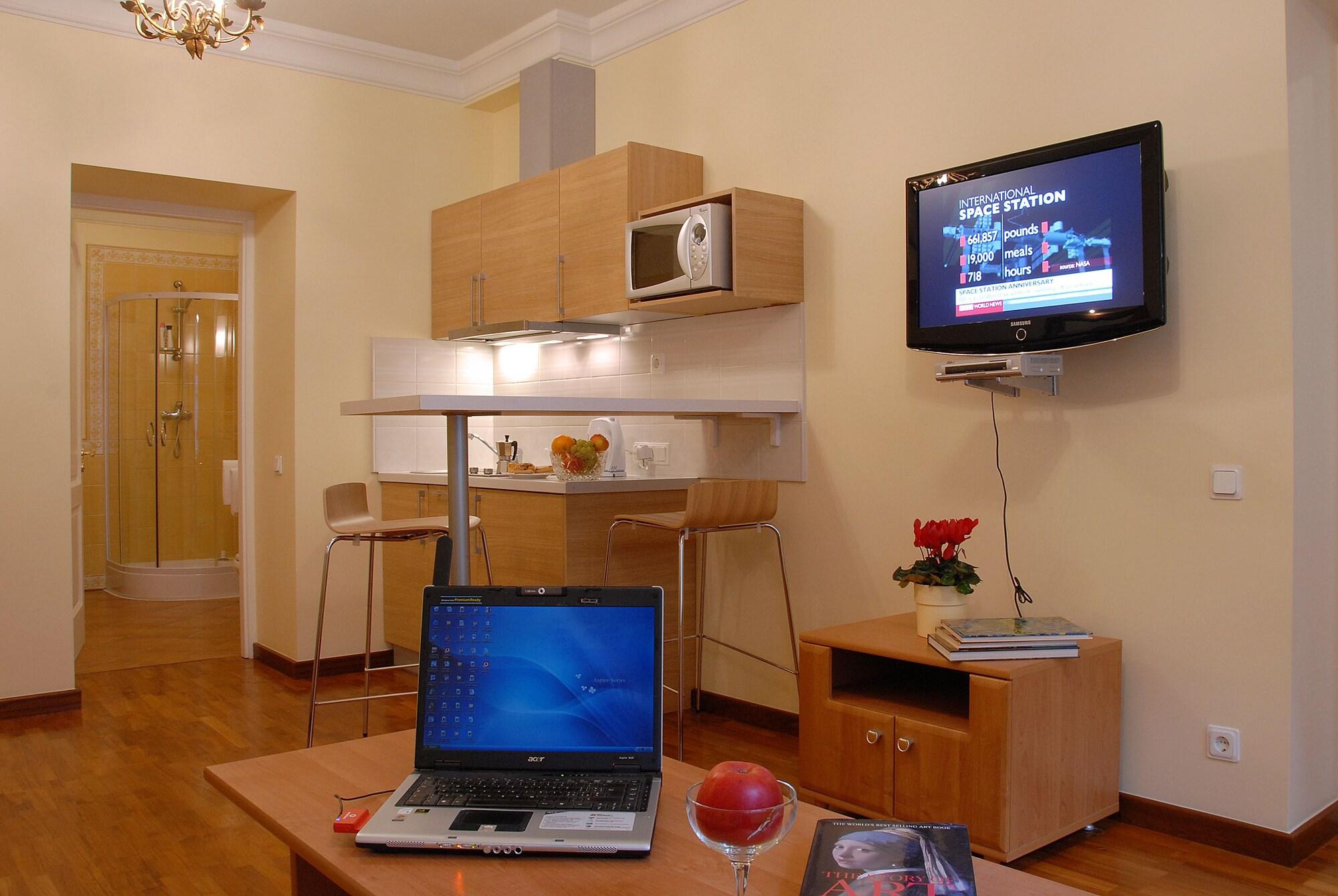 Baltic Suites Рига Экстерьер фото